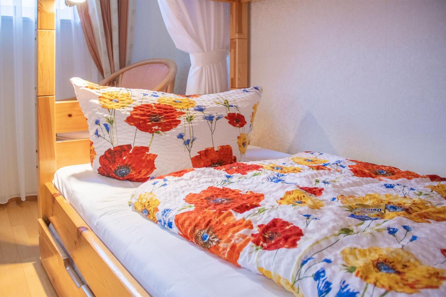 Hotel - Gasthof Blume Oppenau Exteriör bild